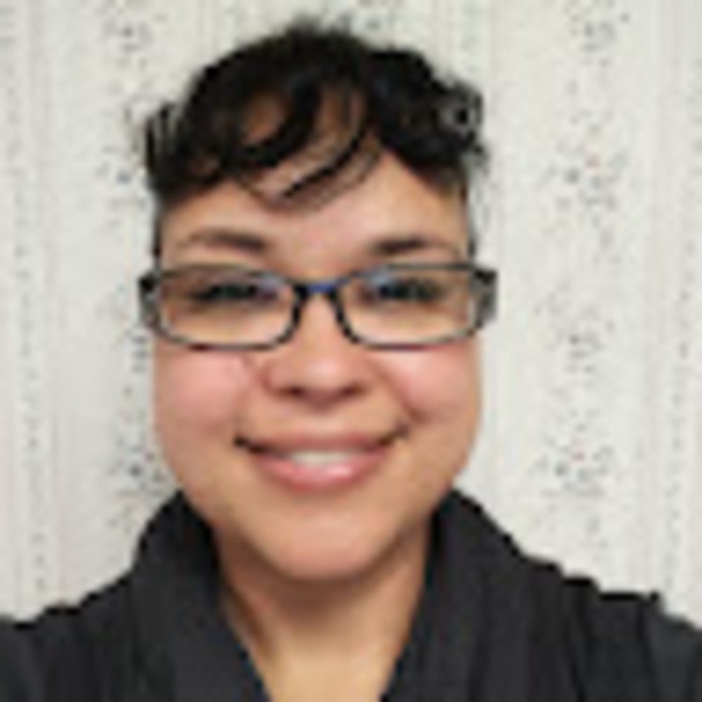 Meet your Posher, Jeannette